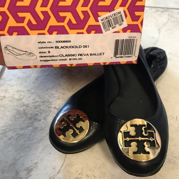 Tory Burch Matte Leather Flats with Gold Logo- Women's Size 8. Good condition - Picture 2 of 9
